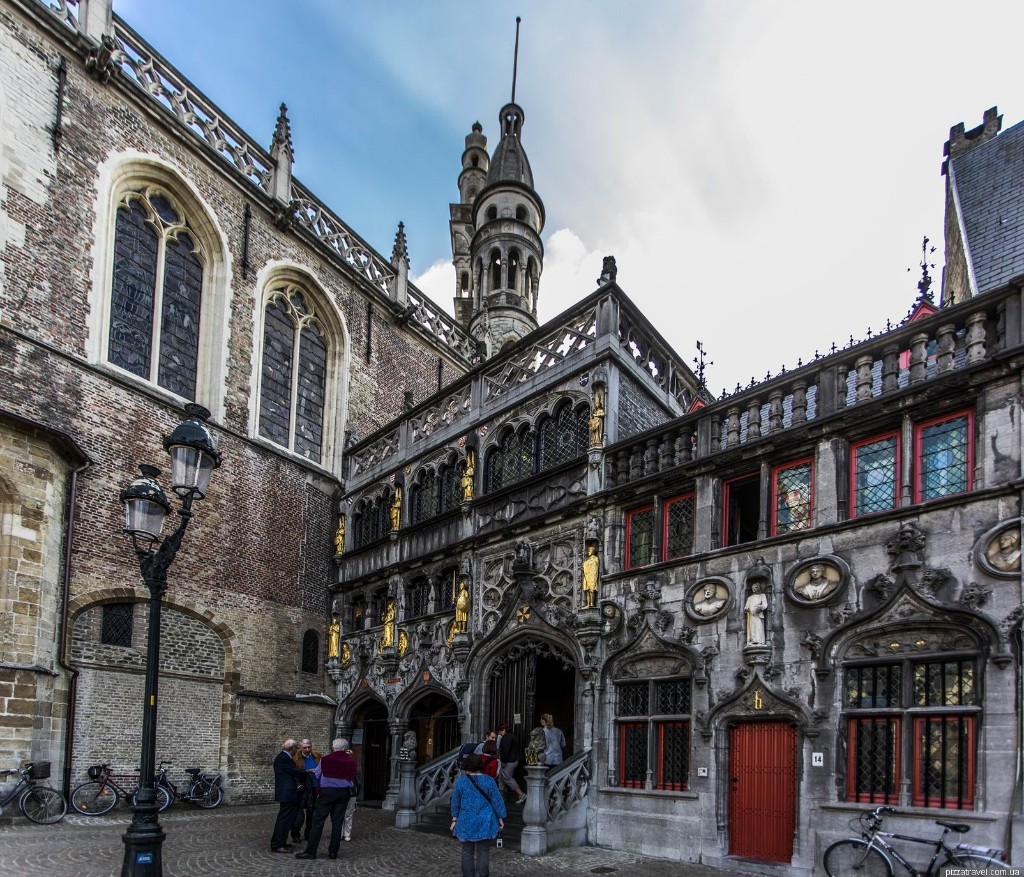 Базилика Святой Крови Христовой